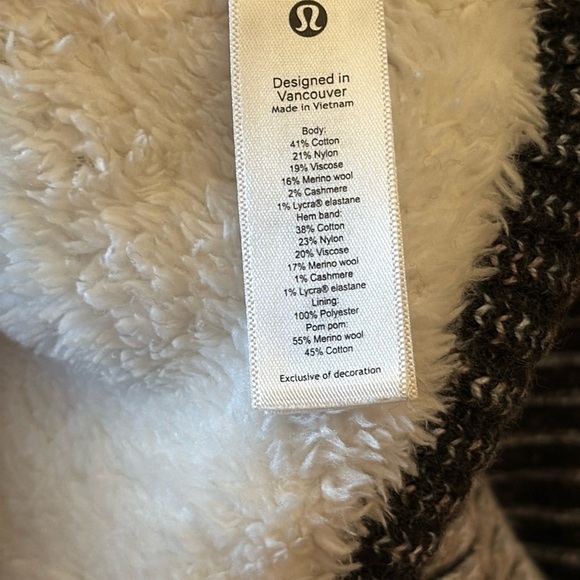 Lululemon Womens Textured Fleece-Lined Knit Beanie